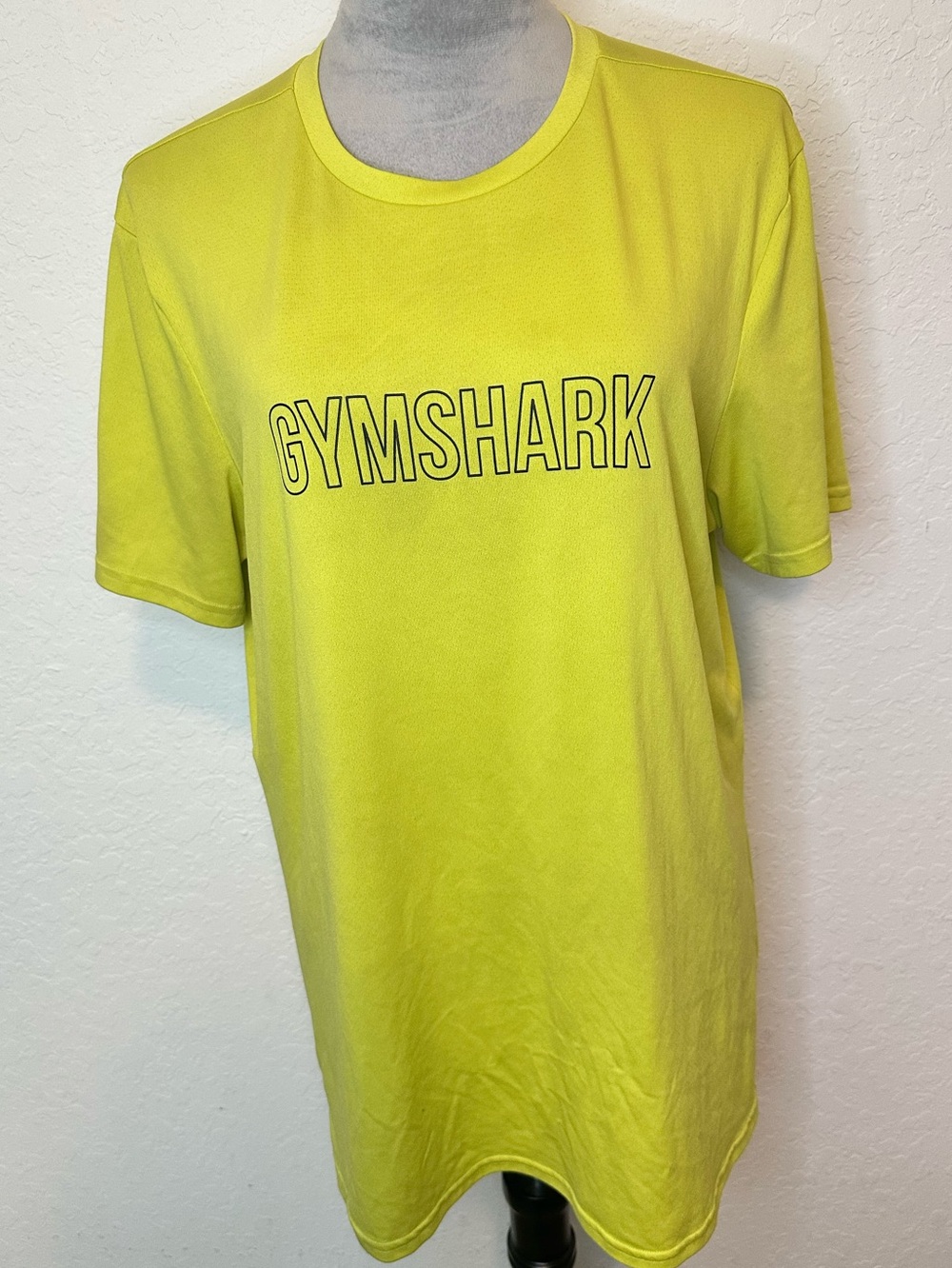 Gymshark Neon Yellow Athletic T-Shirt Men’s Large Short Sleeve Workout Tee